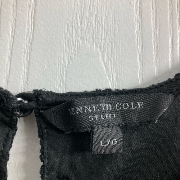 Kenneth Cole Sleeveless Lace Floral Patterned Blouse Medium | Office Work Top - Picture 2 of 2